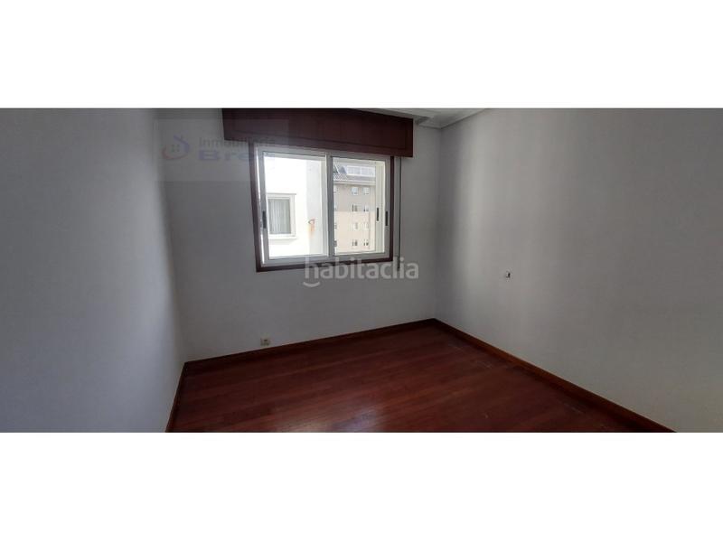 Foto 0d1ebf4e-c399-4909-a5e8-4baf823e6b15. Pis a Estrada (A)