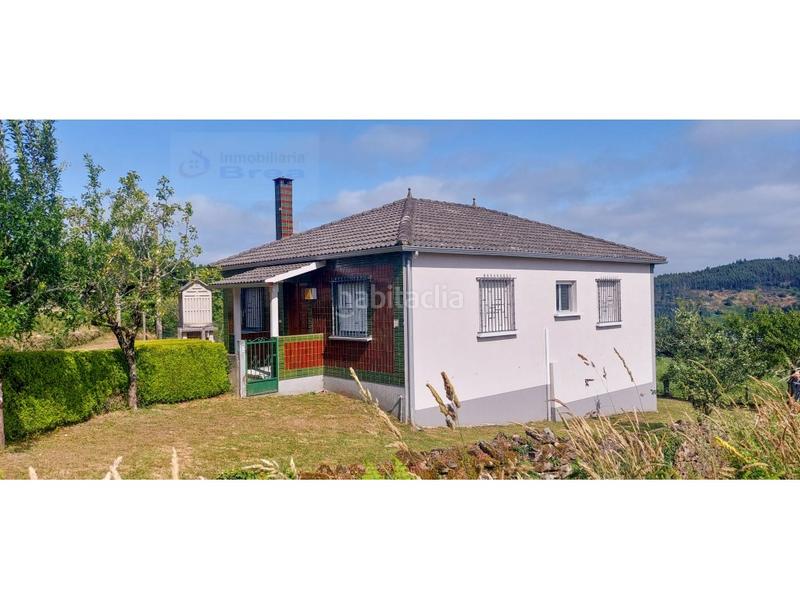Foto 4d32edd6-f38b-4209-a77f-cf78e12975e5. Casa a Lalín