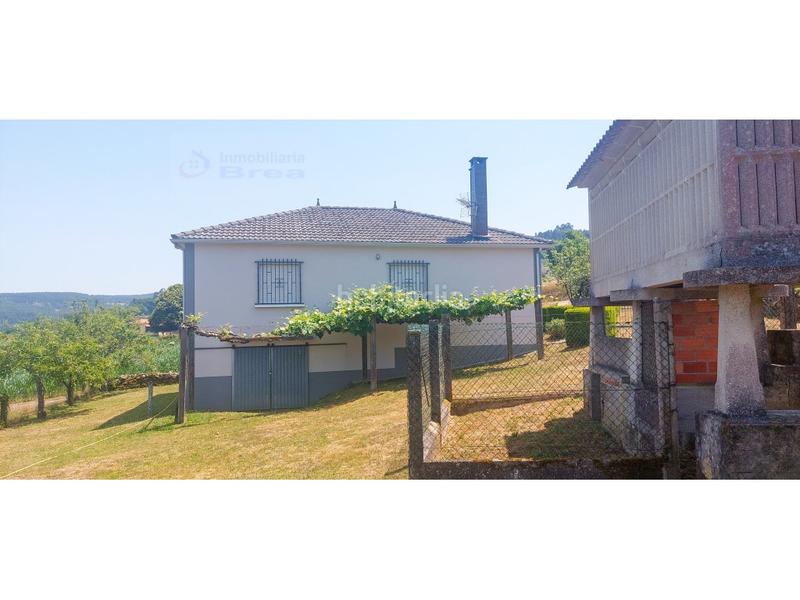 Foto b8b100a9-97de-4d67-b383-b3e35785bc04. Casa a Lalín