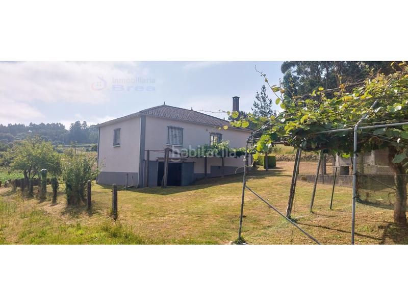 Foto c247414d-1df1-4632-82da-9720a8f026e2. Casa a Lalín