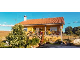 Casa  Poblado louras-manduas 29. Casa en bandeira, silleda.