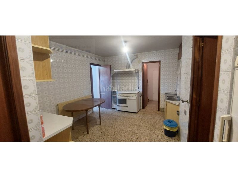 Foto 440f3092-6647-4ab6-b305-1da01368697c. Pis a rua pintor laxeiro 29 a Lalín