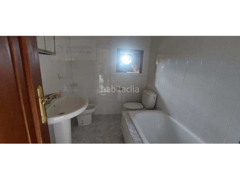 Foto 3c917f33-93d8-4f4f-943d-55bb55dd9ebd. Casa a Silleda