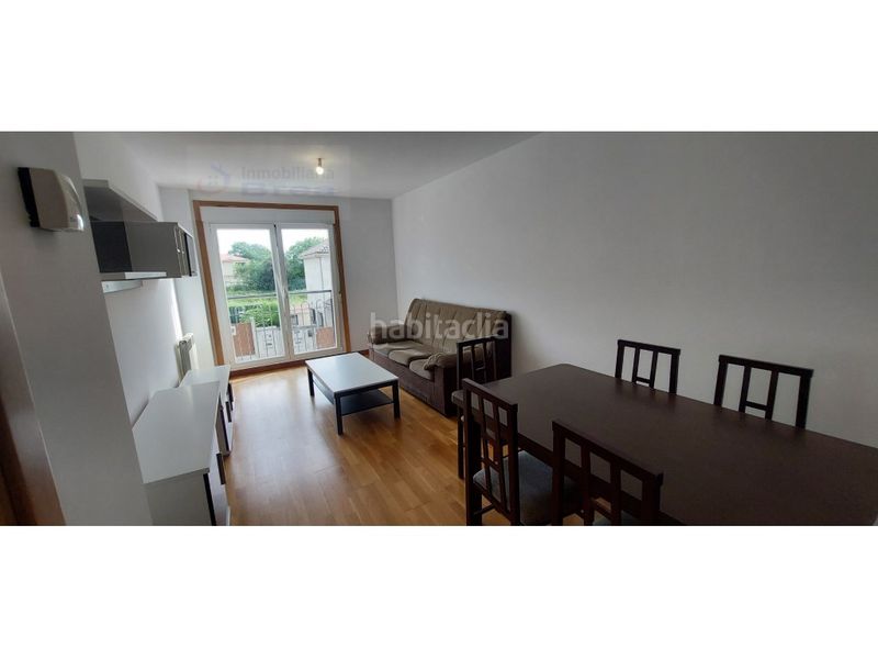 Foto a9029df2-da40-42c9-9487-6c94b5ddc98d. Piso  2 habitaciones venta en Lalín