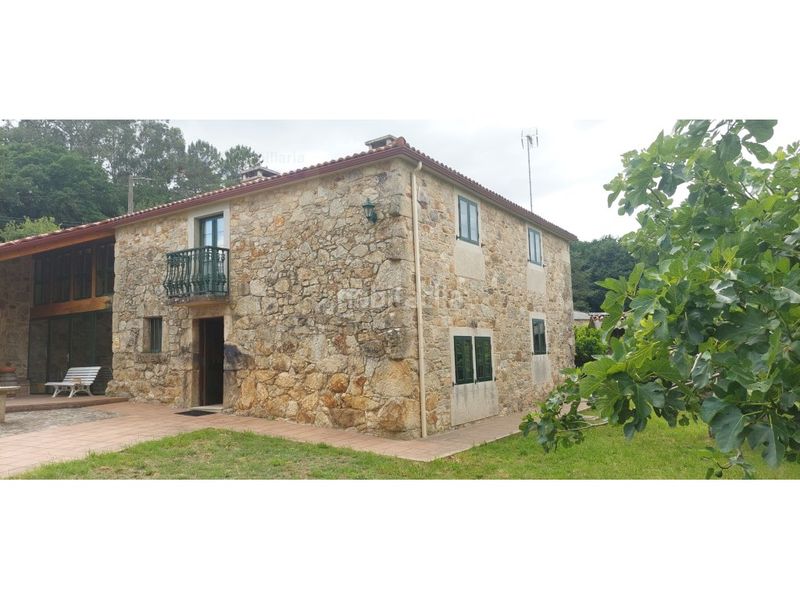Foto 044f3e58-fc2d-4e98-a189-6c74f39b2f46. Casa amb aparcament a Silleda