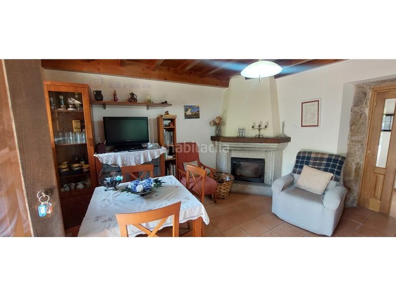 Foto 92fb1766-4c55-401e-a112-8191f89e8b8c. Casa amb aparcament a Silleda