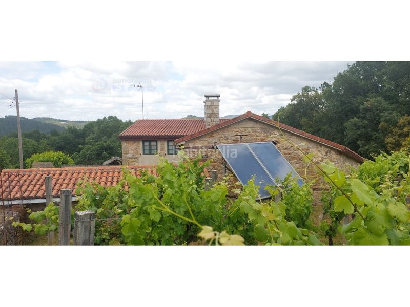 Foto 9b1d0788-740e-4a40-bf41-8590d35879d1. Casa amb aparcament a Silleda