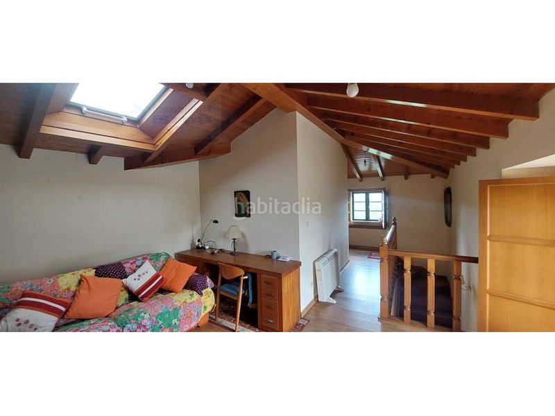 Foto b0288f0a-f42b-491a-bcc2-9fd3e0369760. Casa amb aparcament a Silleda