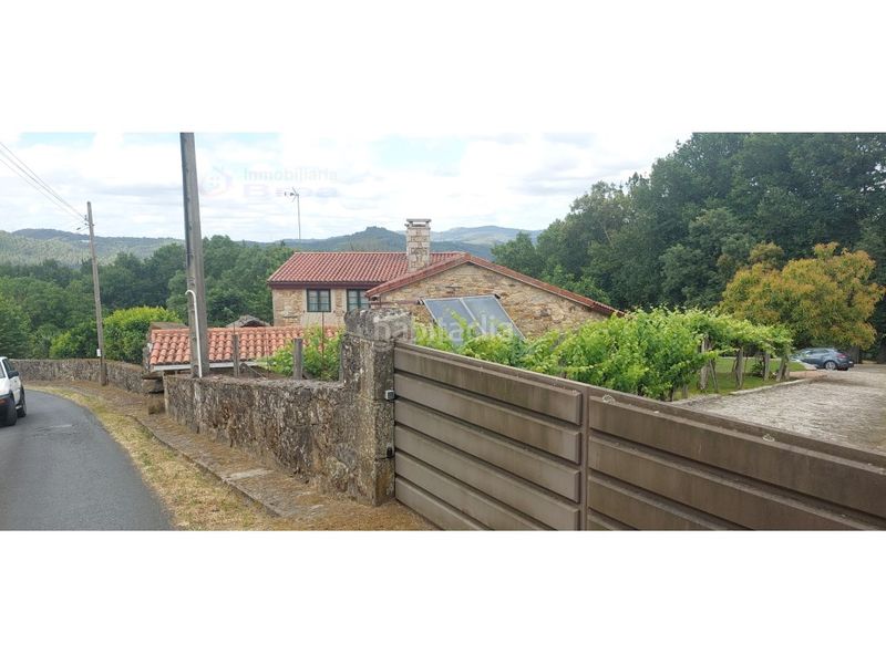 Foto e8b3ba1b-c06b-4e95-b3dd-1565d1be774d. Casa amb aparcament a Silleda