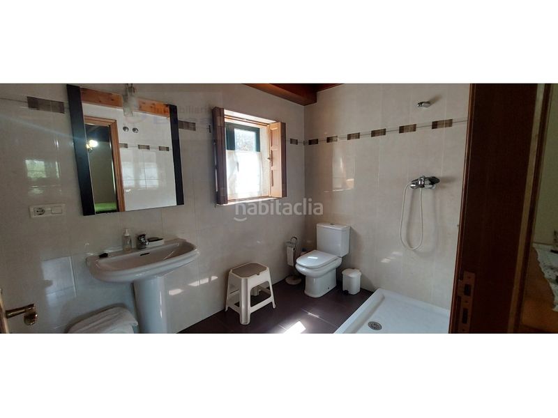 Foto f5174685-c015-4691-adc6-5f9ea4470c8c. Casa amb aparcament a Silleda