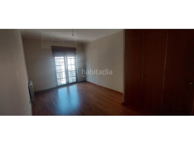 Foto ecda03f8-601e-4030-ba89-fefff3c3bb60. Pis a Silleda