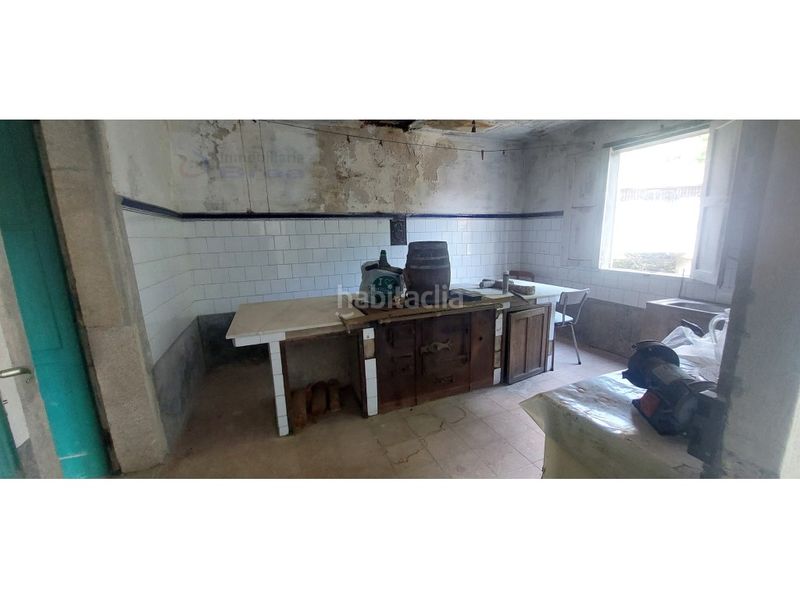 Foto 6c39a7dd-69b9-4979-8a6a-aba37f6f92b3. Masía casa rústica venta en Lalín