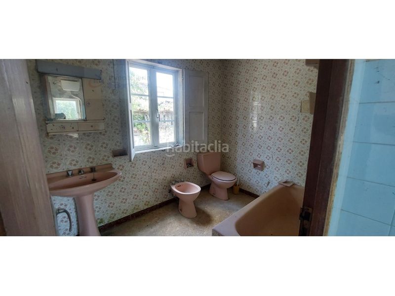 Foto 8cc6d327-502f-4ff2-9bc6-b3a5f4f15866. Masía casa rústica venta en Lalín