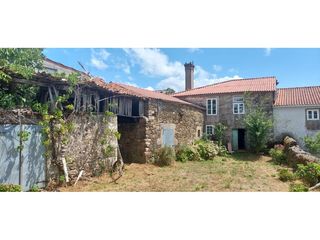 Country house  Lugar vilar do xestal-noceda. Casa rústica  venta lalín