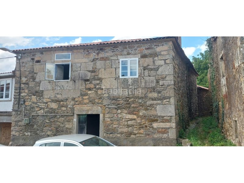 Foto f80b948c-c173-41a3-9f36-3b967d466179. Masía casa rústica venta en Lalín