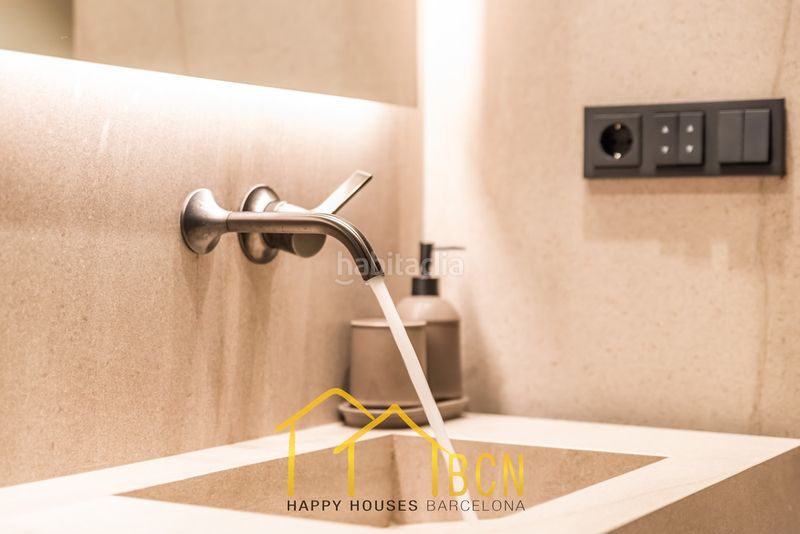 Foto 21cac1da-d0a7-42a9-9f79-91a0b44c1682. Apartament amb calefacció a St. Pere - Sta. Caterina - El Born Barcelona