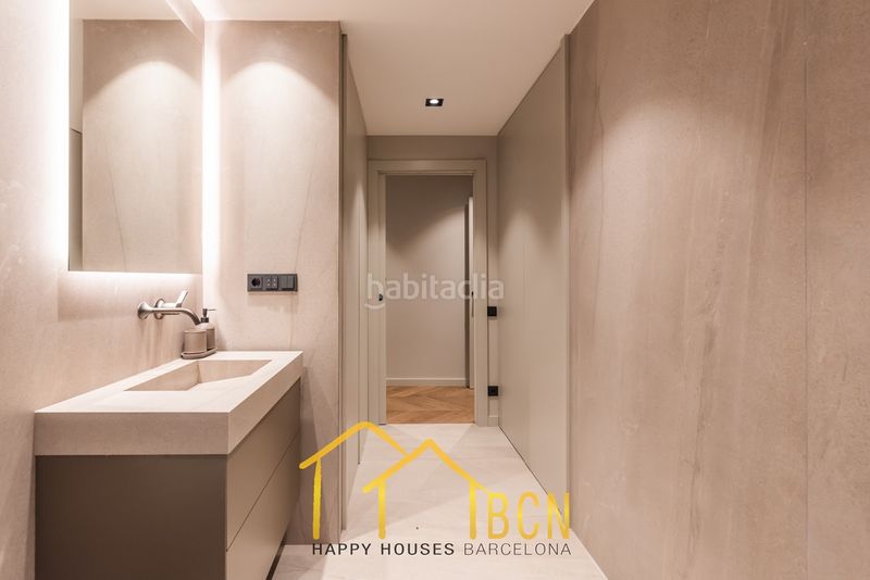 Foto 50015d74-738b-4285-a32e-67ef76c34851. Apartament amb calefacció a St. Pere - Sta. Caterina - El Born Barcelona