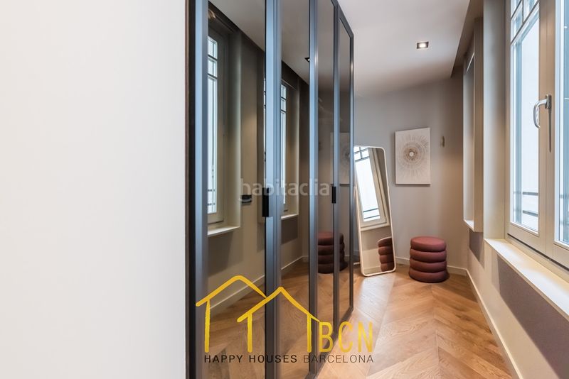 Foto f0ad98aa-f98b-4b58-9cfc-6cfd56289aef. Apartament amb calefacció a St. Pere - Sta. Caterina - El Born Barcelona