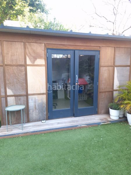 Foto 4b4cc0ff-5560-4f7b-9e5e-eec2476648f2. Apartament amb calefacció aparcament piscina a La Plana Sitges