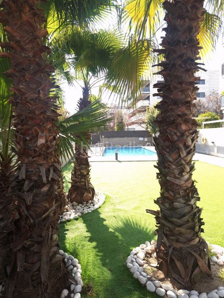 Foto 4d163b19-9ef2-45d4-ad98-06f5f1ec3881. Apartament amb calefacció aparcament piscina a La Plana Sitges