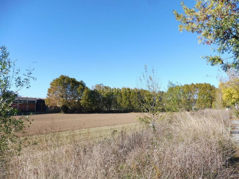 Foto a7109016-ac5f-4702-858a-71d41bf7da69. Wohngrundstück in Massanes