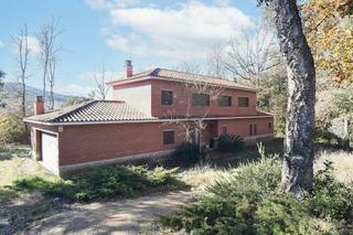 Xalet a Caldes de Malavella. Torre en venta en caldes de malavella