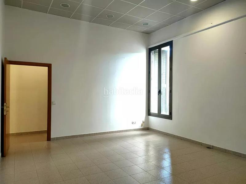 Foto 553d8e90-b8d6-4c4f-8429-cf61b97be272. Location local commercial dans Hostalric