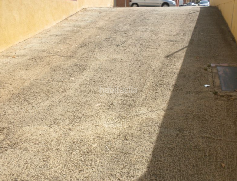 Foto 0c8ae95c-be33-4fe5-9a5a-a91eed42187a. Posto auto in Hostalric