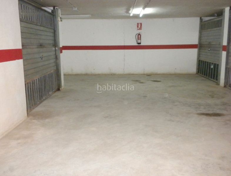 Foto 3f2fe933-f867-40bc-b872-b3dec6b6a2f4. Aparcament cotxe a Hostalric