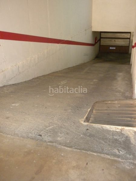 Foto c5b24102-cc1c-4cc7-b3b8-d8fda0786a05. Aparcament cotxe a Hostalric
