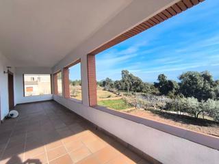 Xalet a Riudarenes. Torre en venta en riudarenes