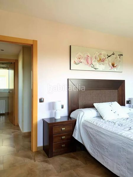 Foto d7ddf513-b7d8-41c7-a059-748dff83fbff. Piso  en venta en Hostalric