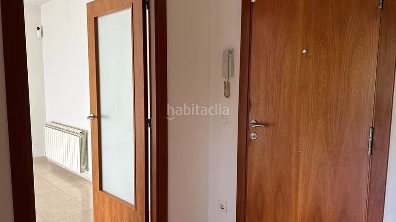 Foto 0f5dd889-c9d7-4c91-89f7-195c47649fbf. Pis amb calefacció aparcament a Hostalric