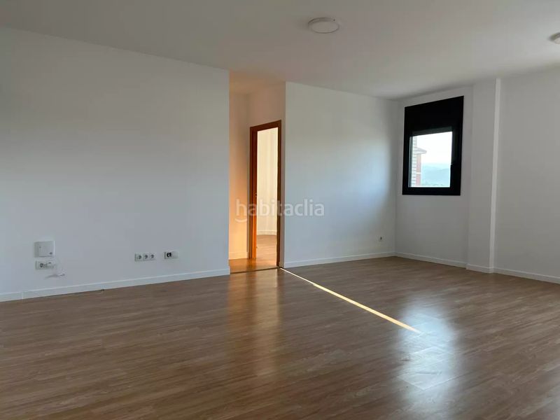 Foto 74e92b99-0024-4d82-98b1-977dd321a05a. Pis amb aparcament a Hostalric