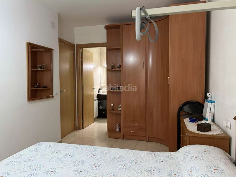 Foto 4c5b798d-6f9d-48a5-bbf9-69ae4d339308. Pis amb calefacció aparcament a Hostalric