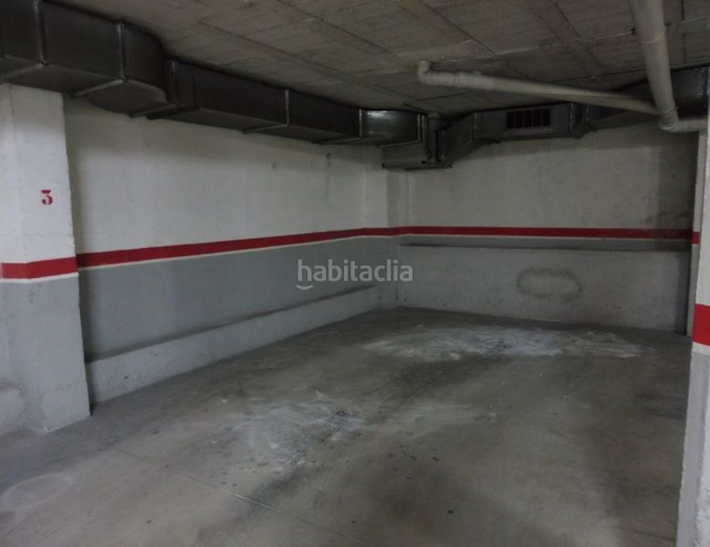 Foto 79d7f49e-0cd2-4eb8-b0c4-cb14b96e5b21. Aparcament cotxe a Hostalric