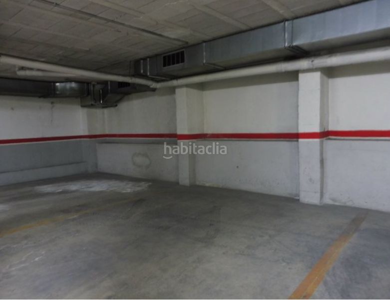 Foto 333a66b4-ed98-46db-9c1f-696e55ac59f1. Aparcament cotxe a Hostalric
