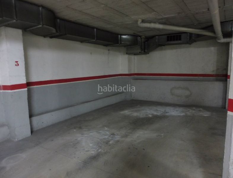 Foto 35312308-df7a-4f72-91ae-e661cc5b8bb0. Aparcament cotxe a Hostalric