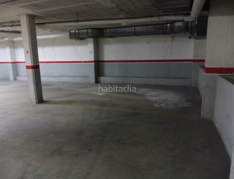 Foto 7e34453f-e71d-4330-810d-58527b58db97. Aparcament cotxe a Hostalric