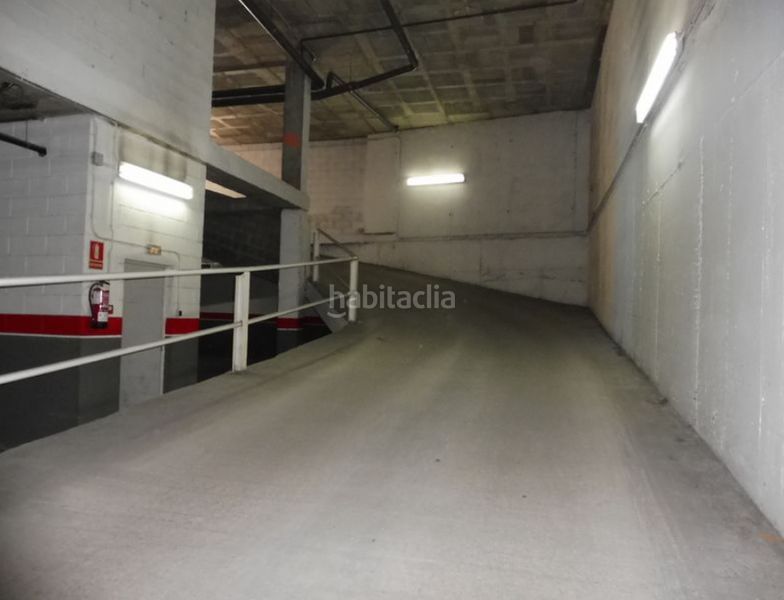 Foto 1b1912b5-5e06-4e02-99c4-f4ed61968b2b. Aparcament cotxe a Hostalric