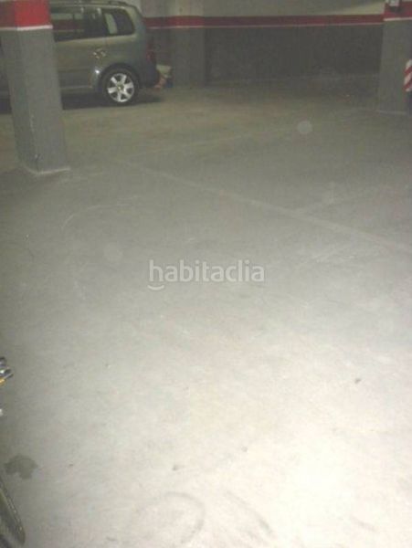 Foto 31c4100b-e227-4d41-9c41-75f079fb570d. Aparcament cotxe a Hostalric