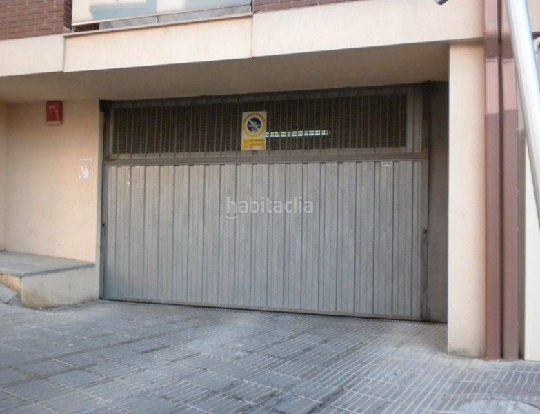 Foto 89d0a97b-183a-4bb9-bb75-f1fce023698a. Aparcament cotxe a Hostalric