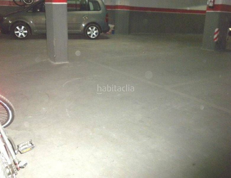 Foto a061ae01-c532-4806-a99f-6b1413744e43. Aparcament cotxe a Hostalric