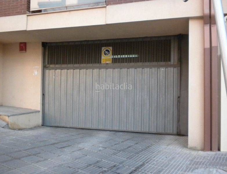 Foto c07406ae-d432-4ed7-94d9-336d7fb0aa6c. Aparcament cotxe a Hostalric