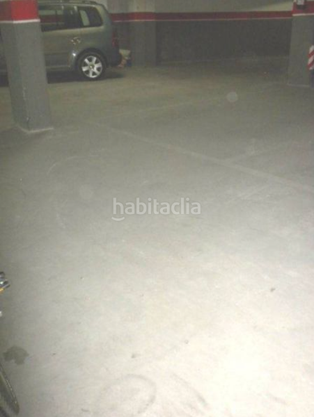 Foto c90e2f5a-03ff-4dbf-962f-904a32bdaa01. Aparcament cotxe a Hostalric