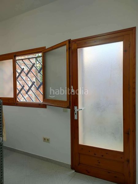 Foto d9d8fd32-2f65-4a00-abc8-d37f67ca6ee2. Local comercial a Hostalric