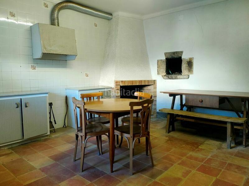 Foto fe1d78d1-5a40-4706-b875-50a5c3f187cf. Masía  en venta en Massanes