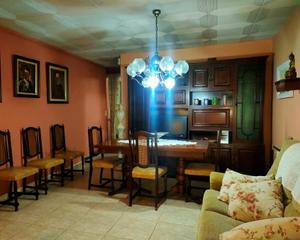 Casa a Hostalric. Casa de pueblo en venta en hostalric muy bien conservada