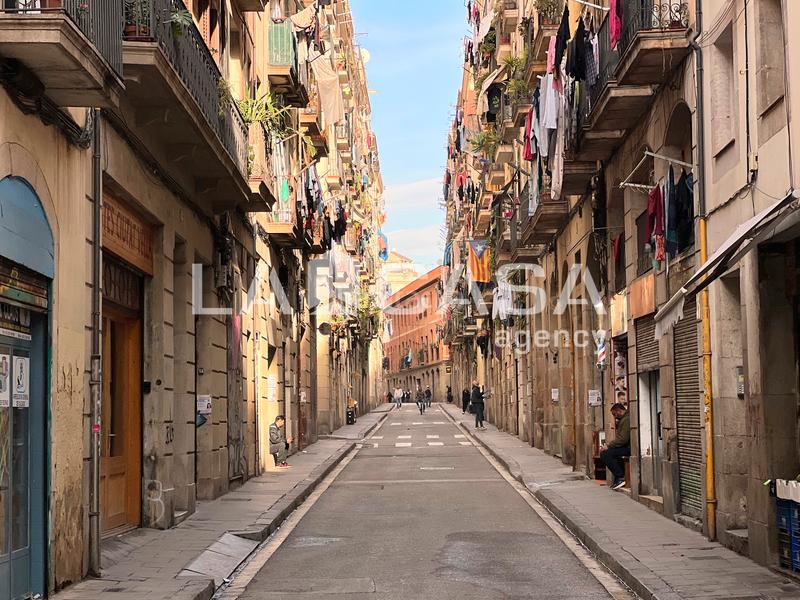 Foto 5c13079a-8d27-4735-9268-c9a8791b1304. Capannone industriale in Raval Barcelona