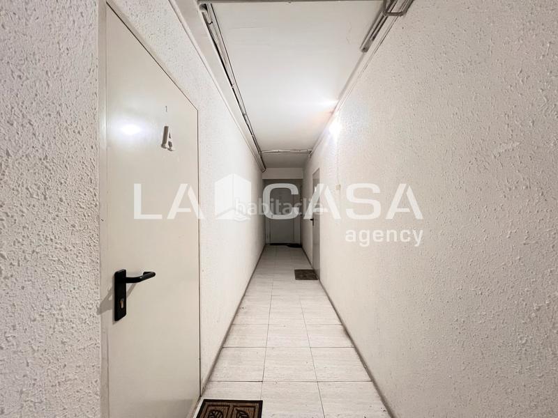 Foto 5d5b43f7-bcc6-4a78-82a3-aaa40323f16d. Capannone industriale in Raval Barcelona